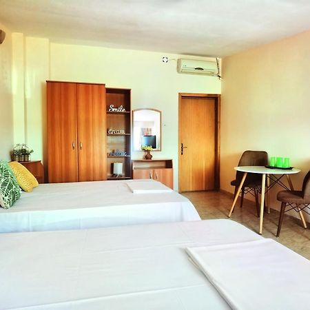 Casa Laura Hotel Mangalia Exterior foto