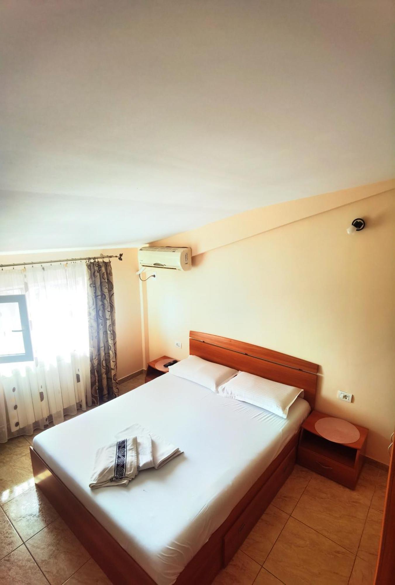 Casa Laura Hotel Mangalia Cameră foto